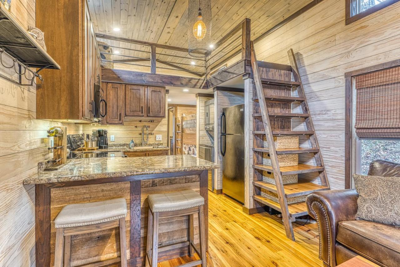 Smoky Mountain Tiny Home Pigeon Forge Dış mekan fotoğraf